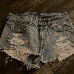 Woman’s high waisted shorts